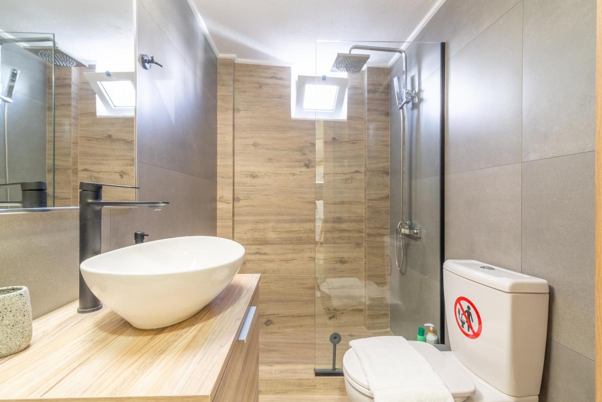 New Renovated Apt In City Center Heraklion (Crete) Exterior foto